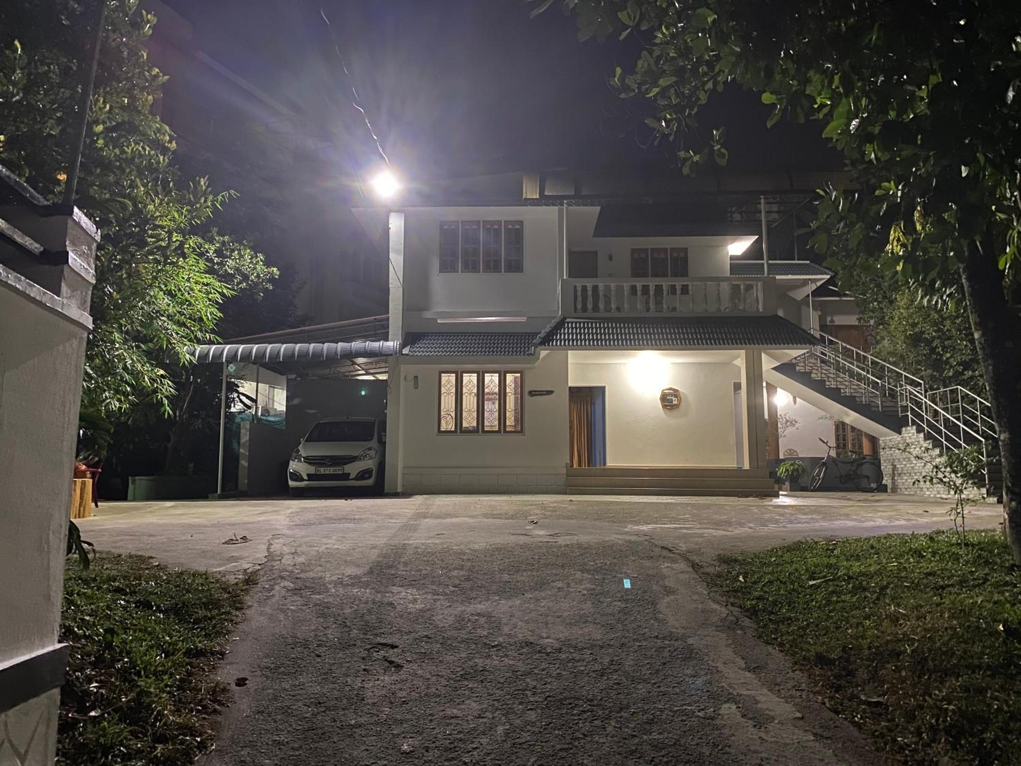 Tranquilou Homestay Thekkady Exterior foto